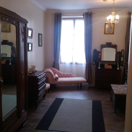 Vingt Grand Rue Bed & Breakfast Champagne-Mouton Oda fotoğraf