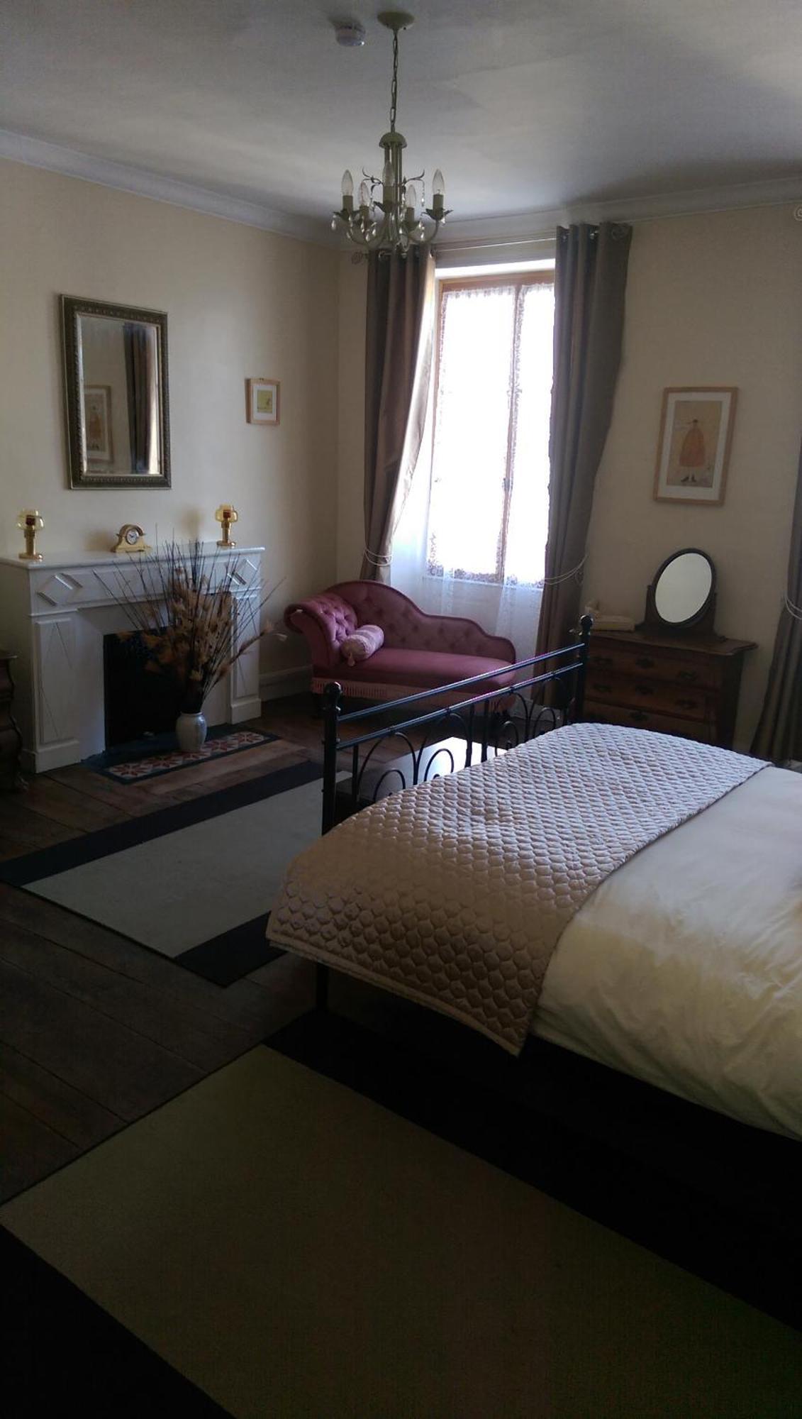 Vingt Grand Rue Bed & Breakfast Champagne-Mouton Oda fotoğraf