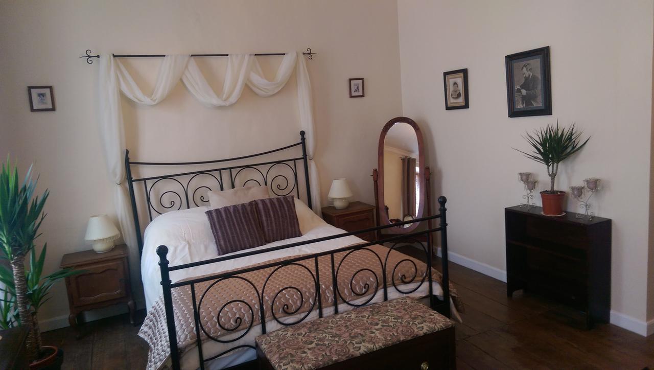 Vingt Grand Rue Bed & Breakfast Champagne-Mouton Oda fotoğraf